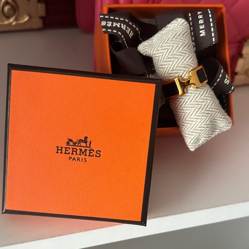Hermes Gold and Black Women's Olympe Ring